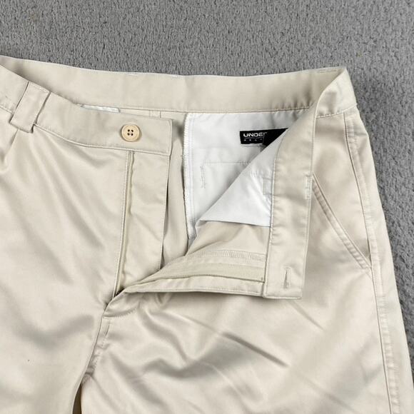 Under Armour Performance Shorts Men's 34 Light Beige Workout Athletic Causal - Picture 2 of 12